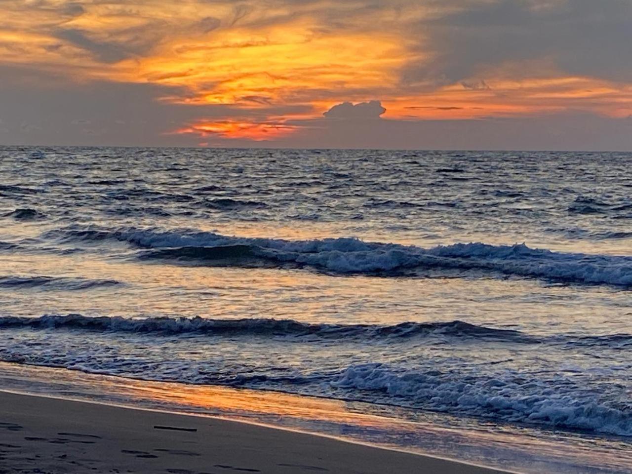 Morros Playa Edificio Frente Al Mar 1