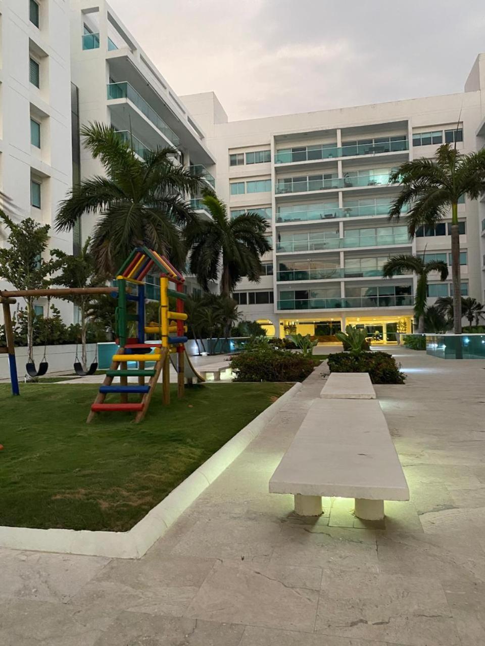 Morros Playa Edificio Frente Al Mar 1